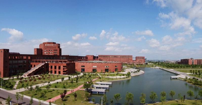 江西師范大學旭潔洗地機客戶案例-<a href=http://m.hrbhsun.com target=_blank class=infotextkey>洗地機生產廠</a>家